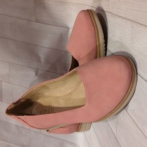 Naturalizer Soul Idea Pink Slip ons